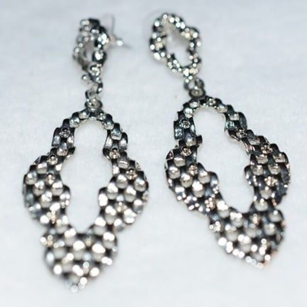 Boho Chic Hammered Silver Tone Statement Dangle/Drop Post Earrings Like New